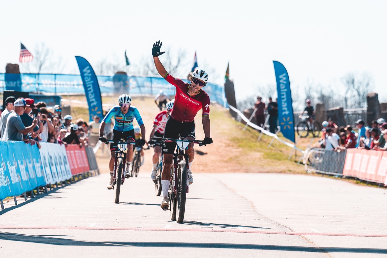 Elite men sprinting across the US Pro Cup finish line